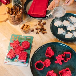 Set de 5 Emporte-pièces avec Tampon à Biscuits - Cookie Time!